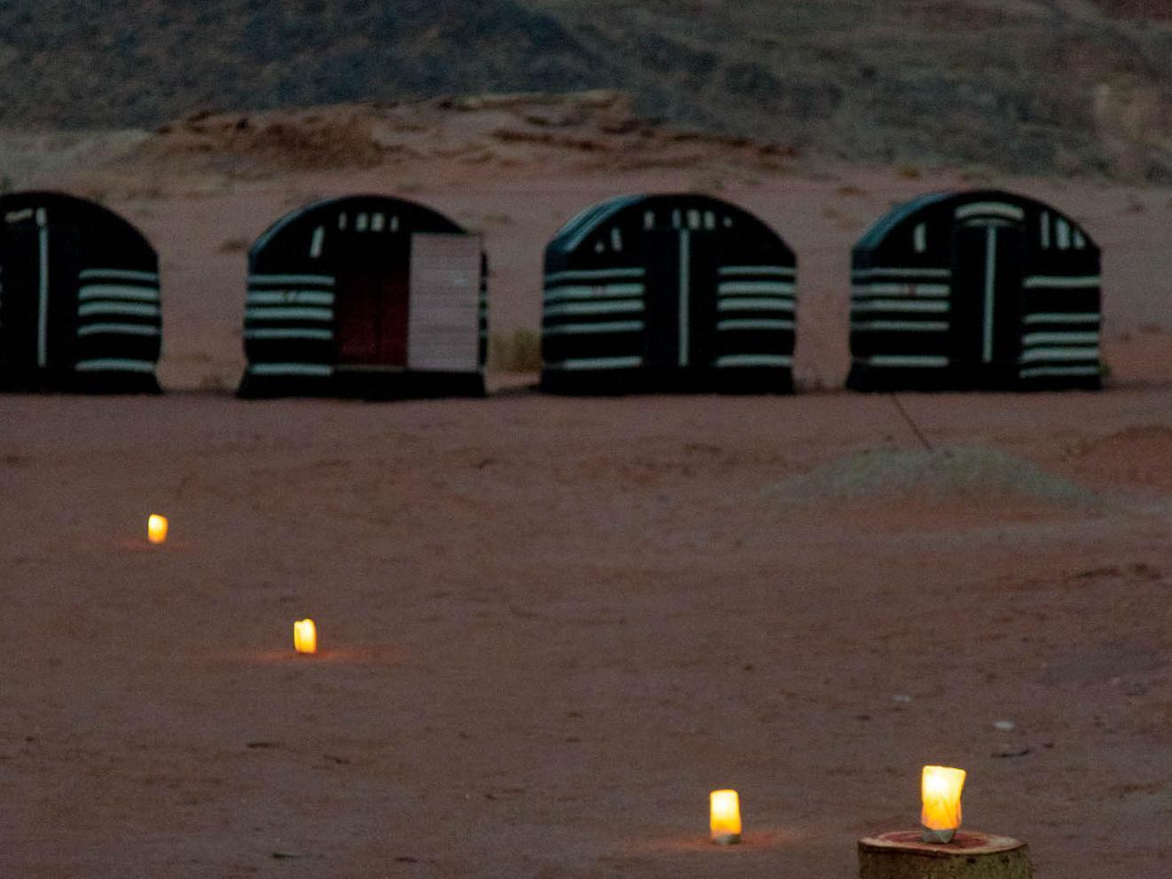 Wadi Rum Caravan Camp מראה חיצוני תמונה