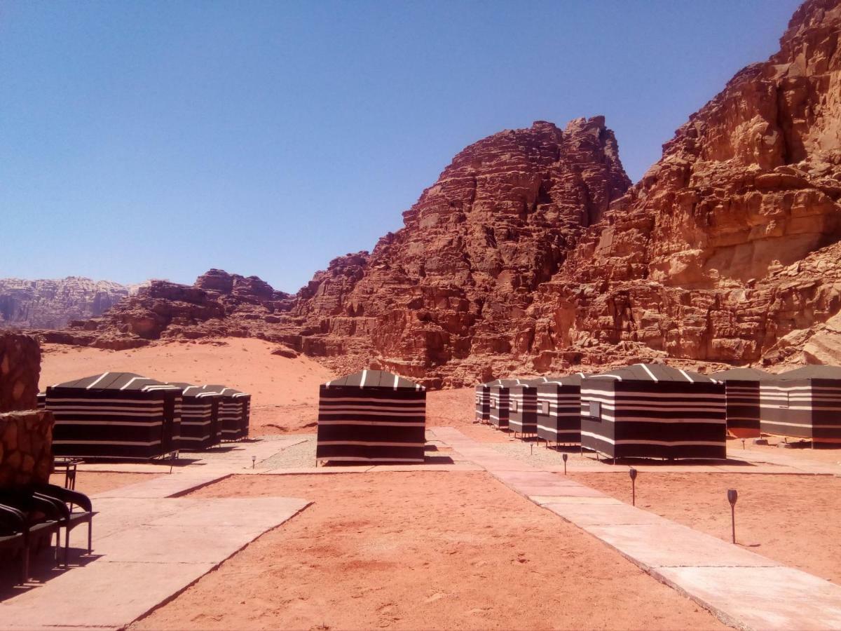 Wadi Rum Caravan Camp מראה חיצוני תמונה