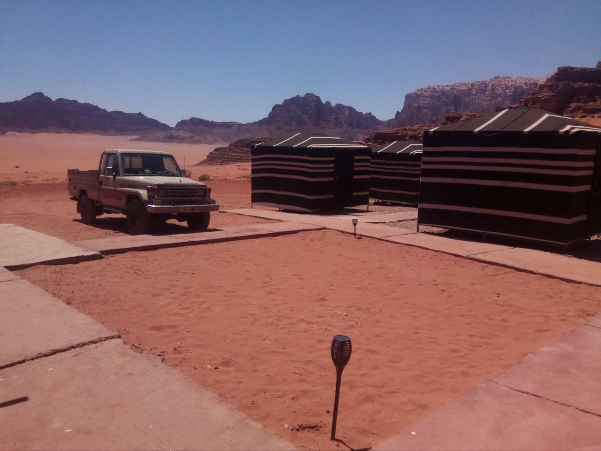 Wadi Rum Caravan Camp מראה חיצוני תמונה